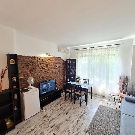 Ferienwohnung Raya Maisonette, Ideal Center Sofia Exterior foto
