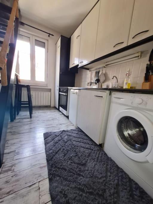 Ferienwohnung Raya Maisonette, Ideal Center Sofia Exterior foto
