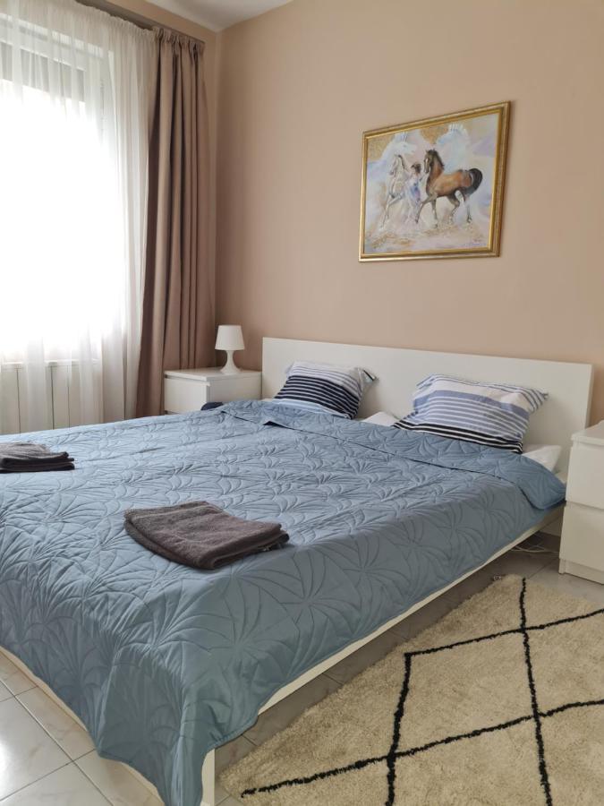 Ferienwohnung Raya Maisonette, Ideal Center Sofia Exterior foto